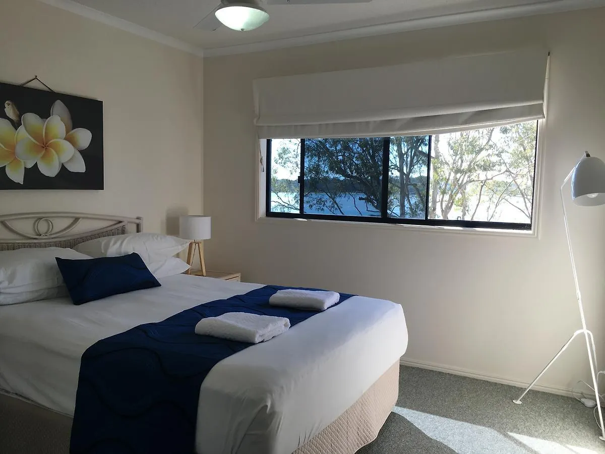 Crystal Waters Picnic Point Apartment Maroochydore