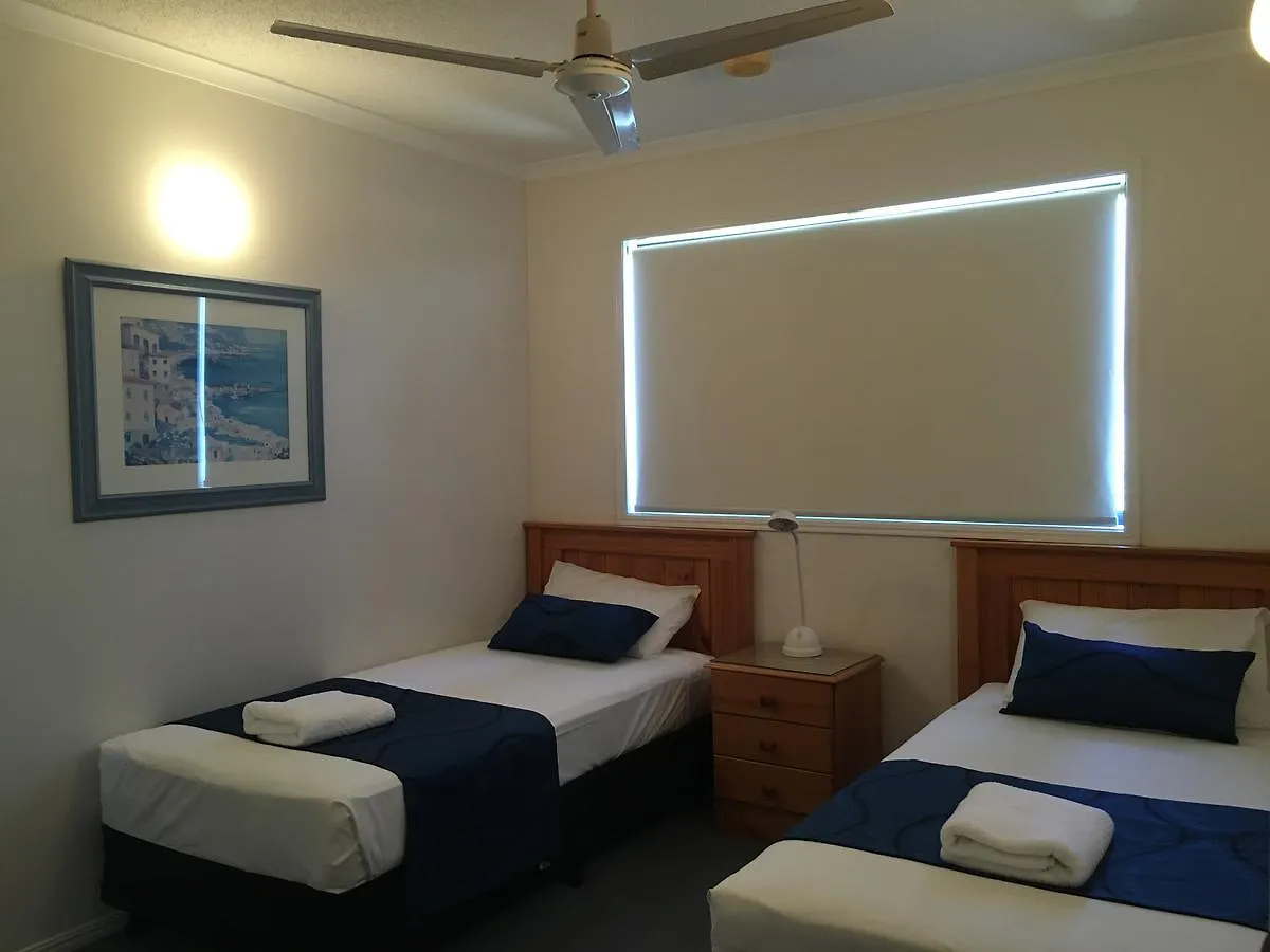 Crystal Waters Picnic Point Apartment Maroochydore